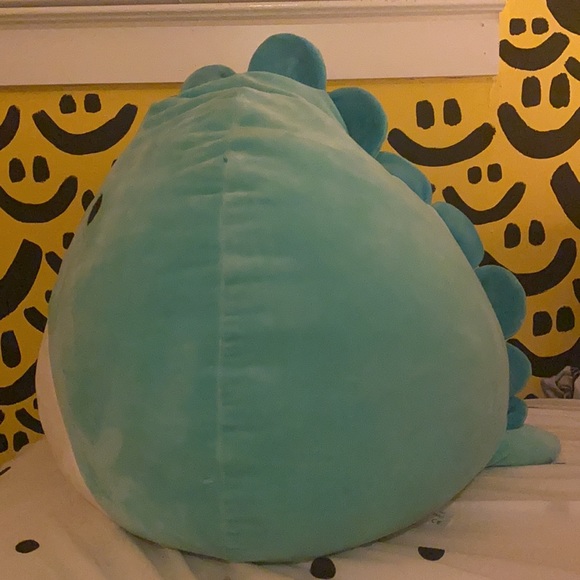 BLACK FRIDAY EXCLUSIVE BEN 22 in SQUISHMALLOW - Picture 3 of 4